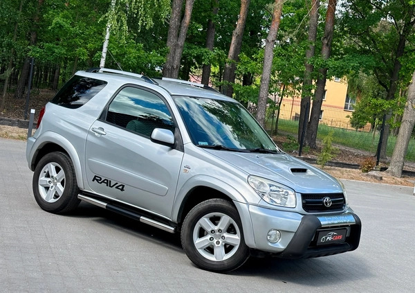 Toyota RAV4 cena 31900 przebieg: 190000, rok produkcji 2005 z Pleszew małe 92